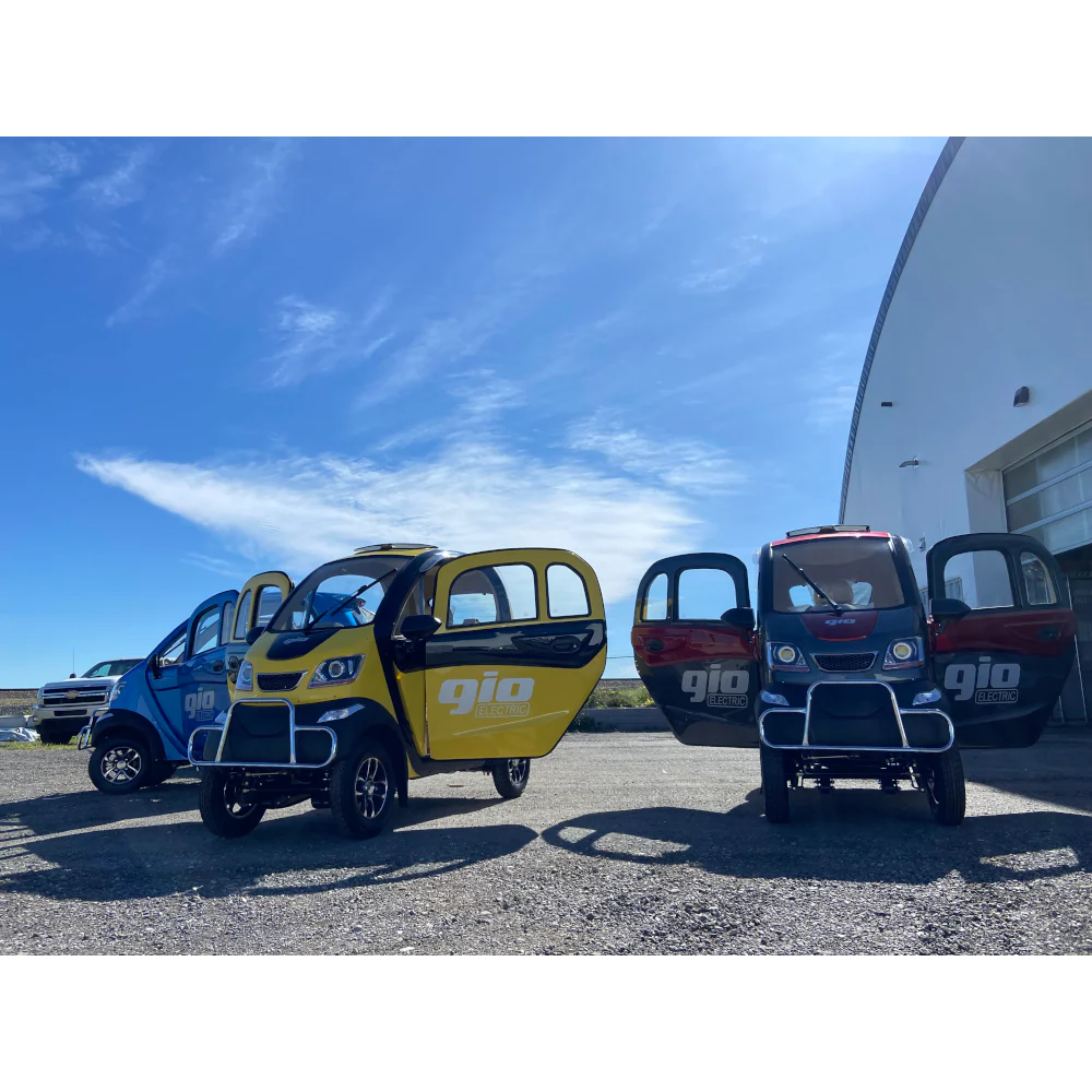 GIO All-Season Enclosed Mobility Scooter - Yellow & Black - With Winter Heater & Summer Fan - Image 5